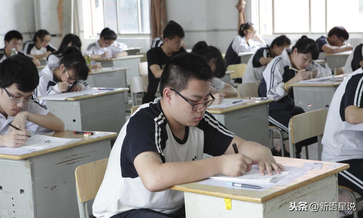 高考數(shù)學(xué)模擬題解題策略與思維深度探索