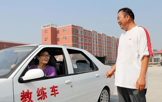 駕校情緣，探尋學(xué)車之旅中的情感糾葛與最新章節(jié)目錄揭曉